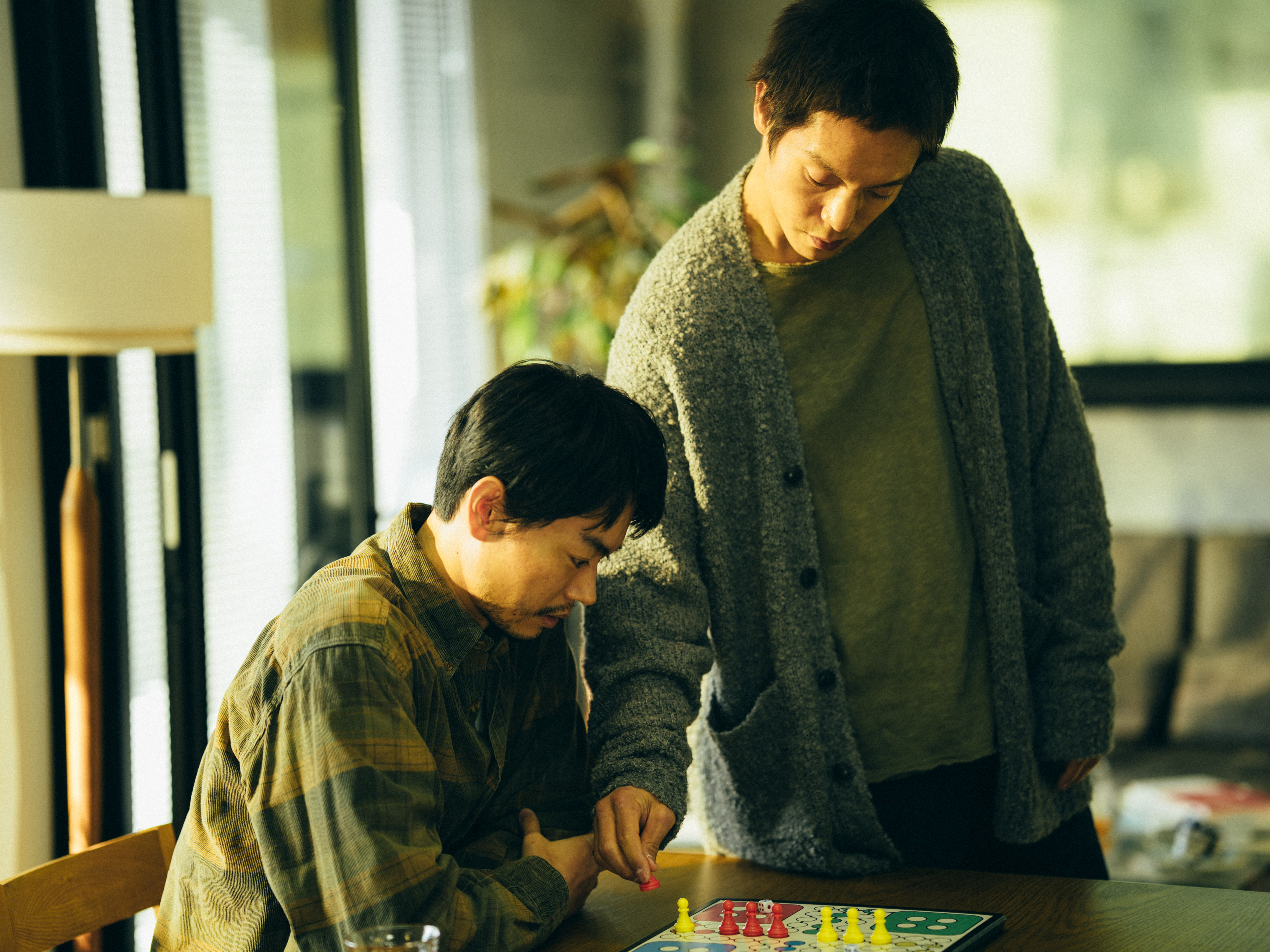 Masaki Suda e Masataka Kubota in Cloud (Credits: Minerva Pictures)