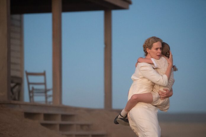 Una scena di Hold your Breath (Credits: Disney+)