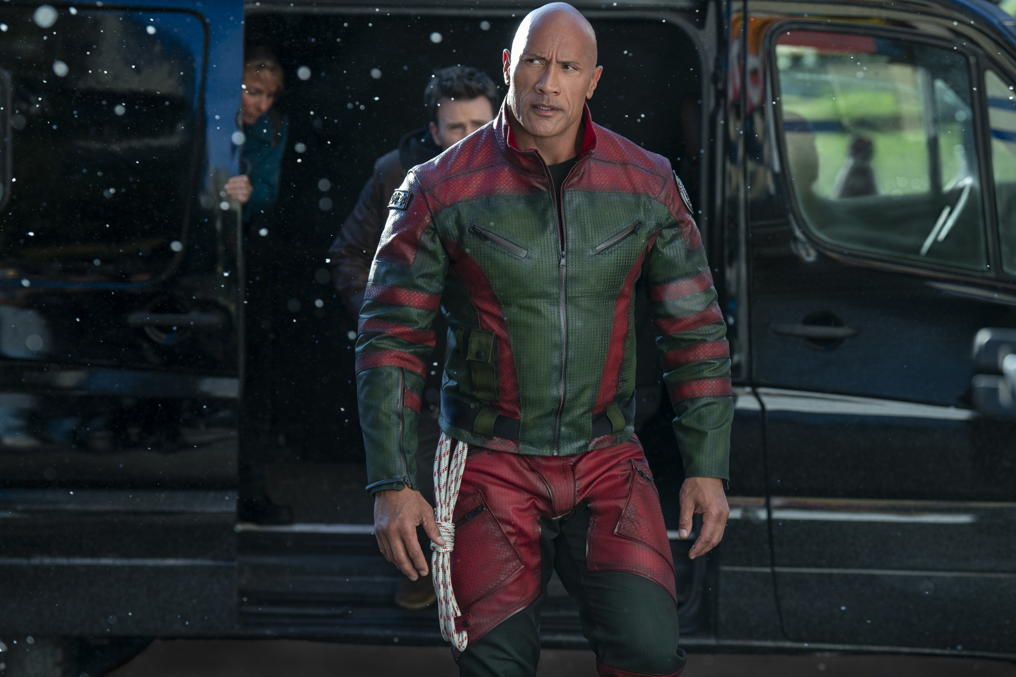 Dwayne Johnson in Uno Rosso (Credits: Warner Bros. Pictures)