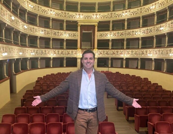 Vincenzo Bocciarelli, il teatro come cura dell'anima.